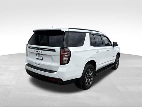 Used 2023 Chevrolet Tahoe Z71 w/ Luxury Package AWD/4WD image 2