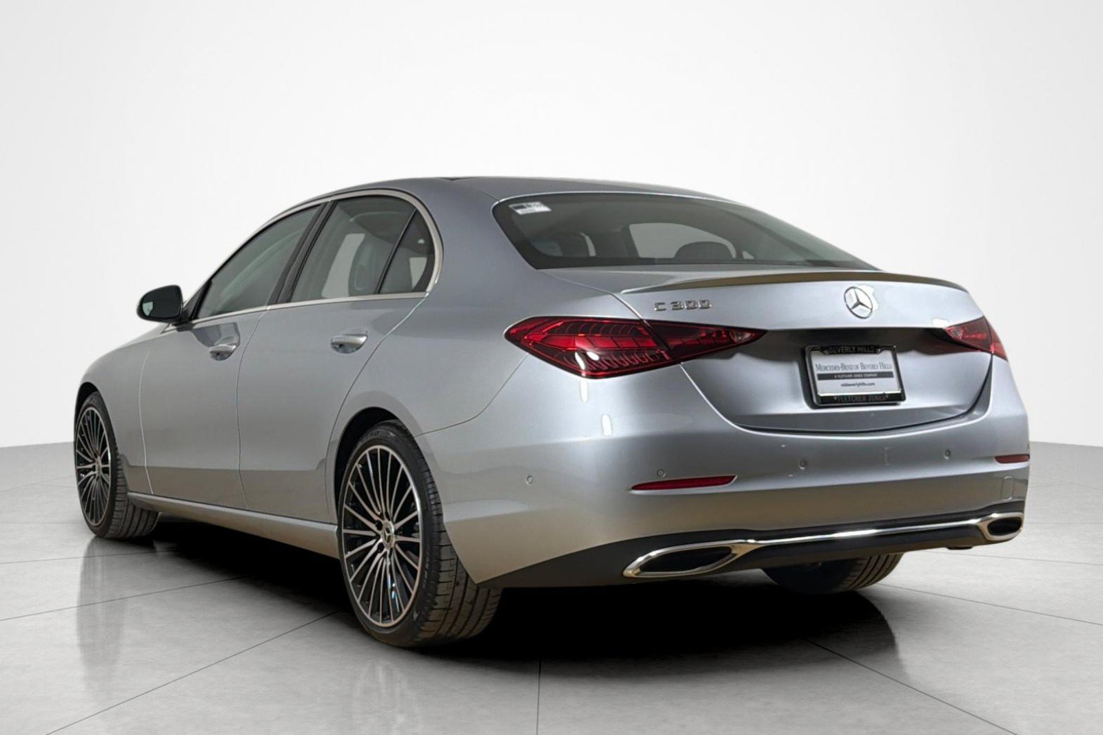Used 2026 Mercedes-Benz C 300 Sedan image 3