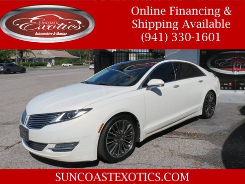 Used 2013 Lincoln MKZ Reserve image 1