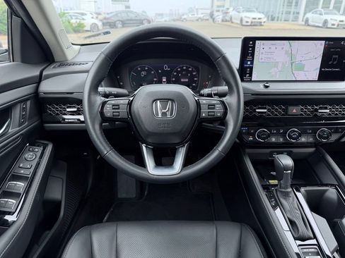 Used 2024 Honda Accord Touring image 27