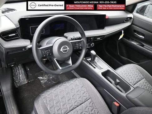 Used 2025 Nissan Kicks SV image 19