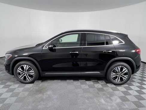 New 2025 Mercedes-Benz GLA 250 4MATIC image 9