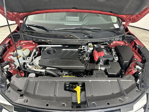 Used 2024 Nissan Rogue SV AWD/4WD image 32