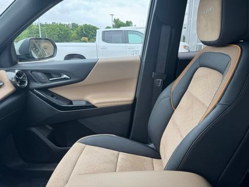 Certified 2025 Chevrolet Equinox ACTIV AWD/4WD image 18