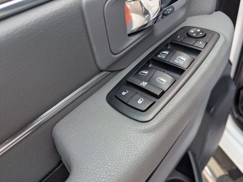 Used 2017 RAM 1500 Outdoorsman AWD/4WD image 11