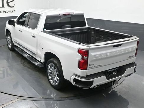 Used 2023 Chevrolet Silverado 1500 High Country w/ High Country Premium Package AWD/4WD image 40