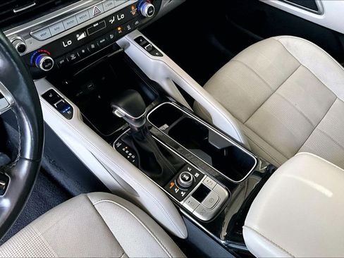 Used 2022 Kia Telluride EX w/ EX Premium Package AWD/4WD image 5
