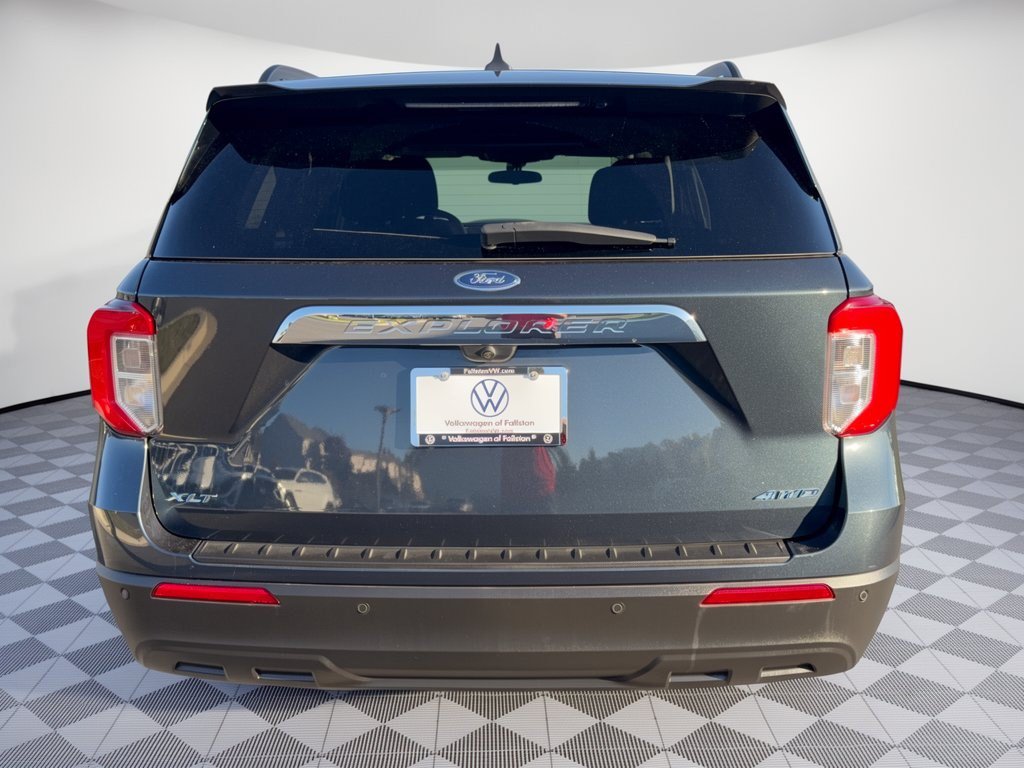 Used 2023 Ford Explorer XLT AWD/4WD image 11