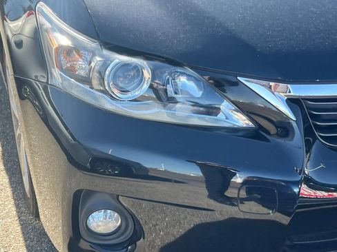 Used 2013 Lexus CT 200h image 8