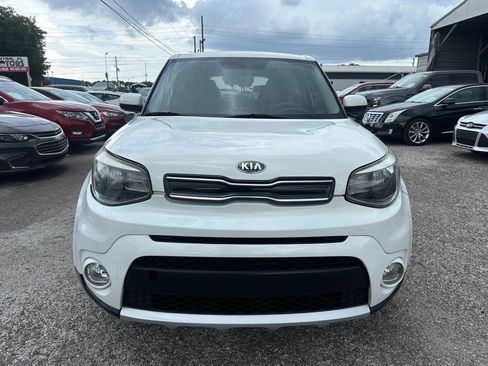 Used 2018 Kia Soul + FWD image 2