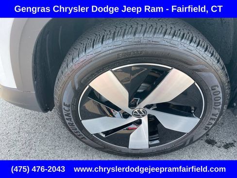 Used 2024 Volkswagen Taos S AWD/4WD image 12