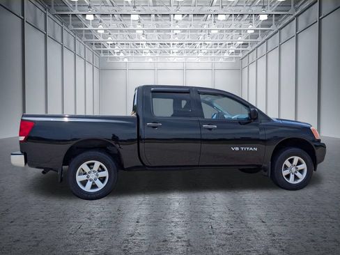 Used 2015 Nissan Titan PRO-4X AWD/4WD image 7