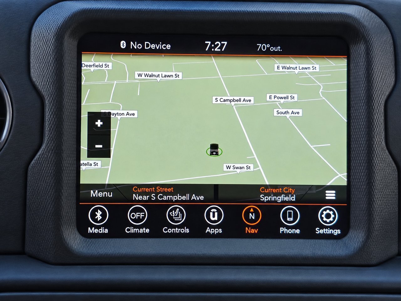 Used 2022 Jeep Wrangler Unlimited Sahara w/ Cold Weather Group AWD/4WD image 18