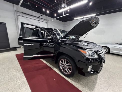 Used 2014 Lexus LX 570 4WD image 68