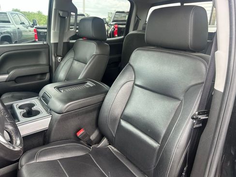 Used 2018 Chevrolet Silverado 1500 LTZ Z71 w/ LTZ Plus Package AWD/4WD image 17