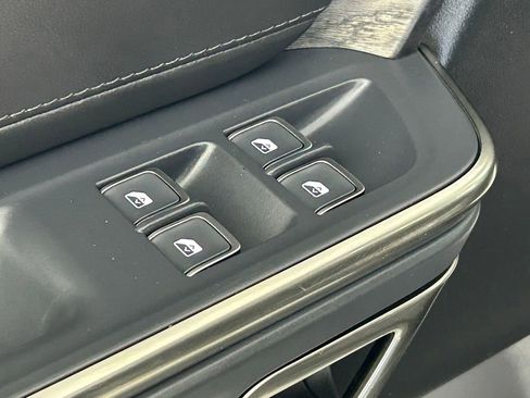 Used 2023 Rivian R1S Adventure AWD/4WD image 35