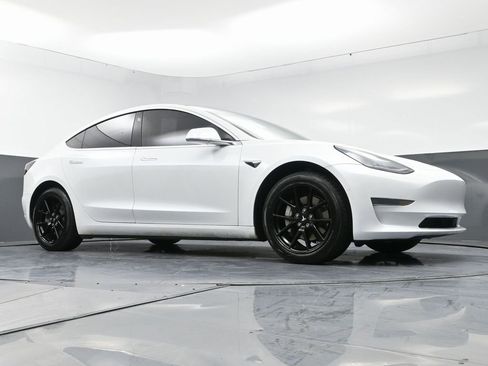 Used 2019 Tesla Model 3 Long Range image 51