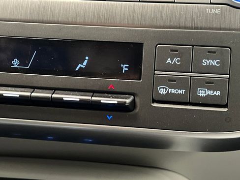 Used 2025 Hyundai Kona SEL FWD image 49