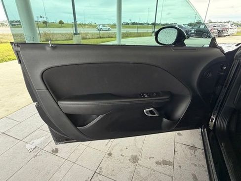 Used 2022 Dodge Challenger R/T RWD image 14