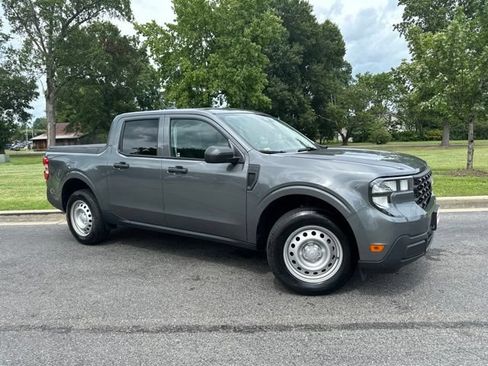 Used 2025 Ford Maverick XL w/ 4K Tow Package AWD/4WD image 2