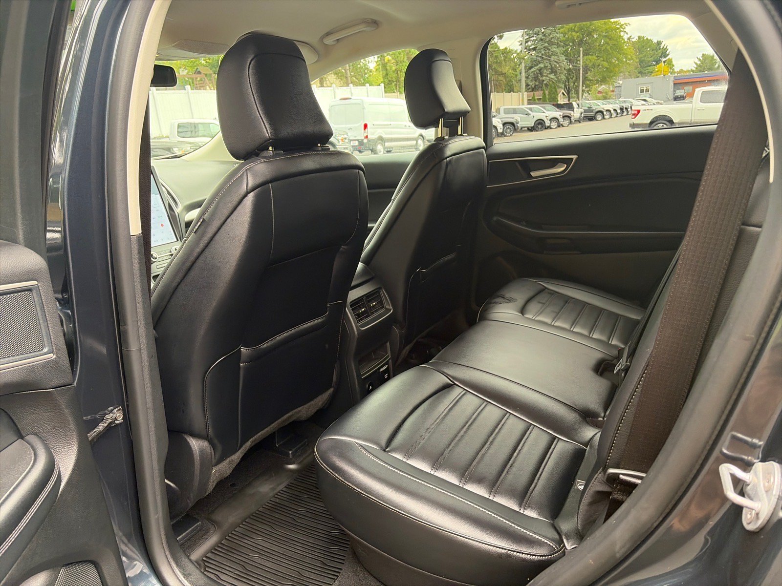 Used 2024 Ford Edge SEL w/ Convenience Package AWD/4WD image 10