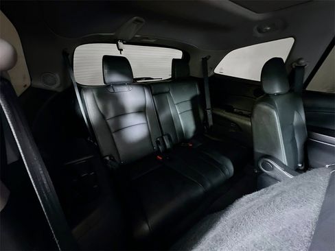 Used 2020 Honda Pilot Elite image 38