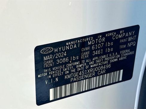 Used 2024 Genesis G80 image 45