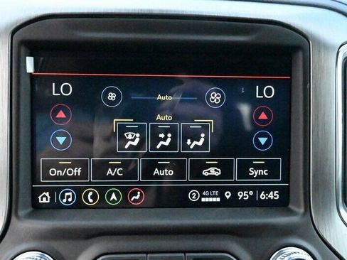 Used 2022 GMC Sierra 3500 Denali w/ Denali Ultimate Package AWD/4WD image 18