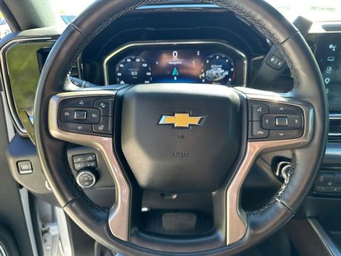 Used 2024 Chevrolet Silverado 2500 High Country w/ Technology Package AWD/4WD image 31