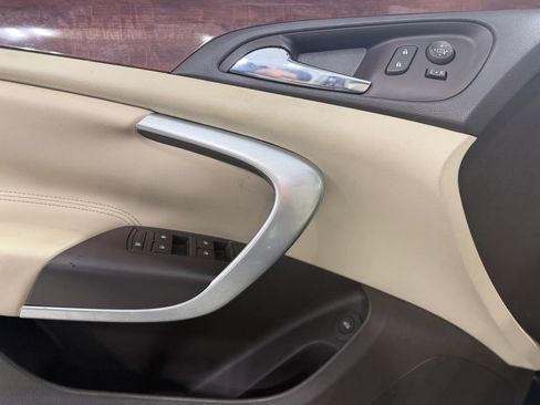 Used 2015 Buick Regal FWD image 12