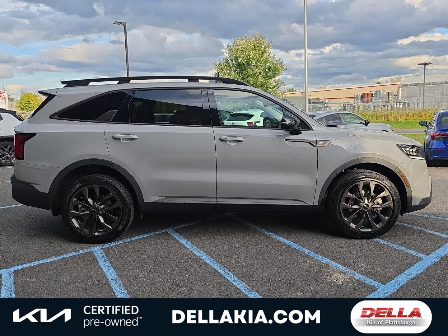 Certified 2023 Kia Sorento SX Prestige AWD/4WD image 13