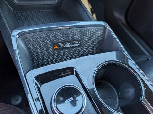 Certified 2025 Chevrolet Equinox RS image 25