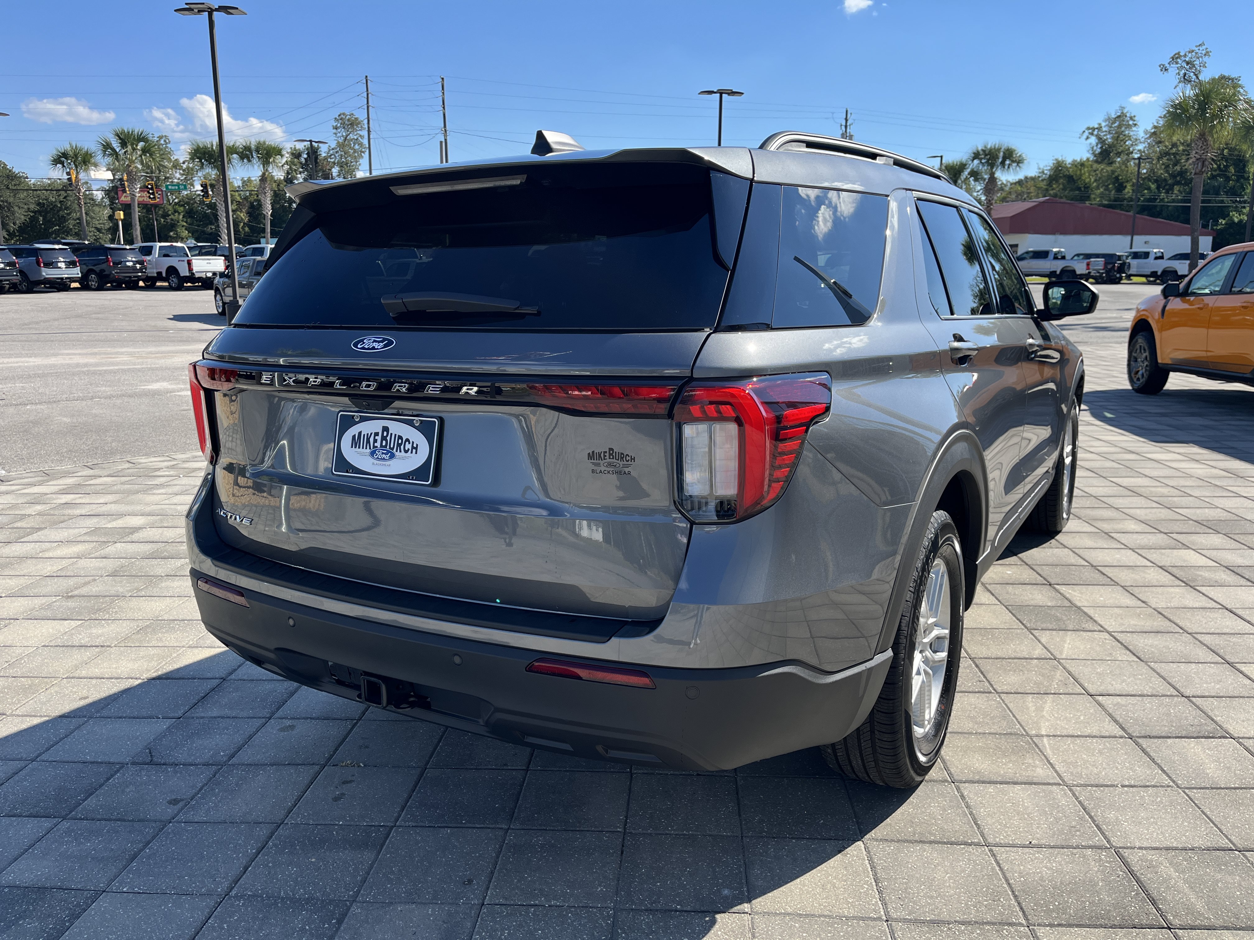 New 2027 Ford Explorer Active RWD image 6