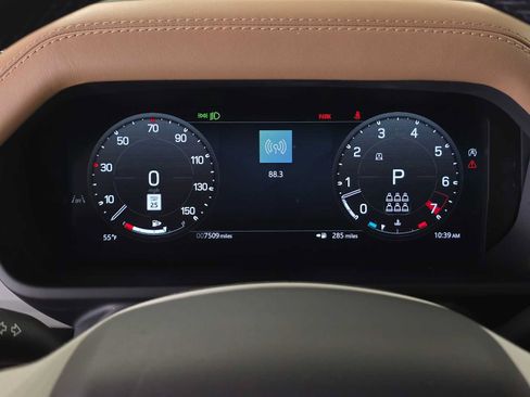 Used 2025 Land Rover Defender 130 S AWD/4WD image 28