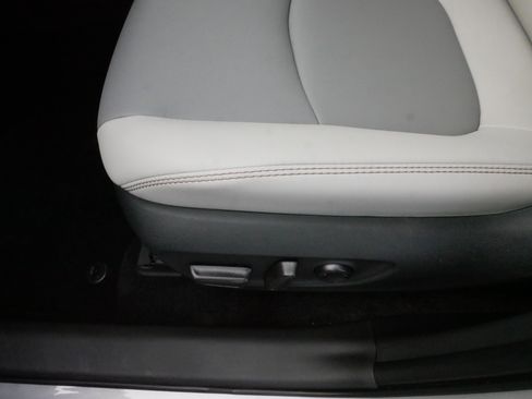 Certified 2025 Toyota RAV4 XLE Premium image 20