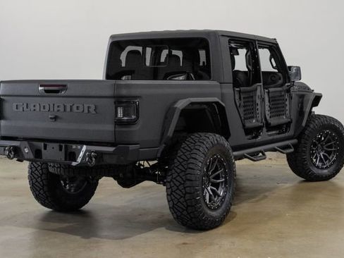 Used 2025 Jeep Gladiator Rubicon w/ Safety Group image 35