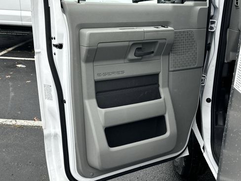 New 2025 Ford E-450 and Econoline 450 Super Duty w/ Power Equipment Group image 15