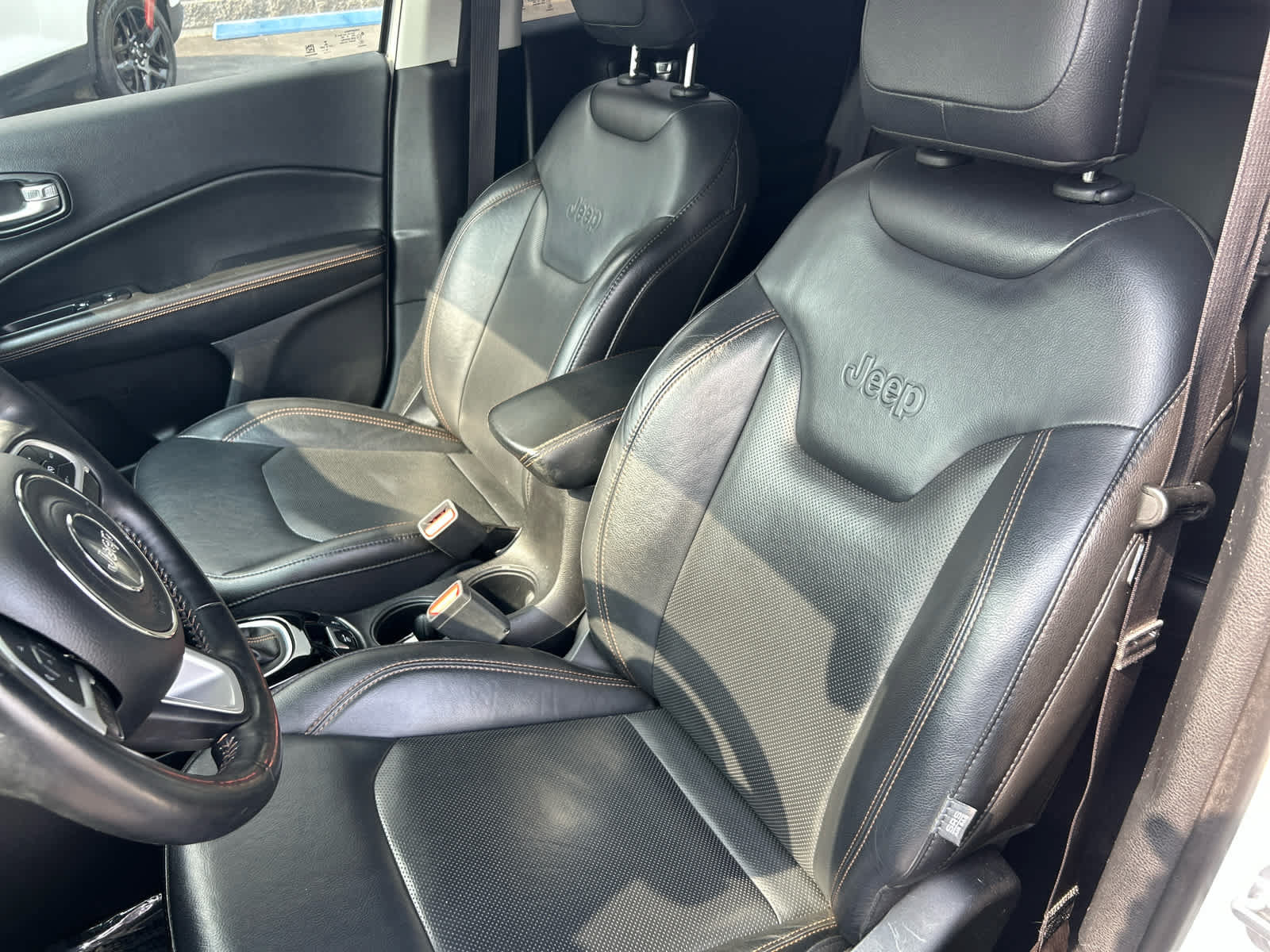 Used 2019 Jeep Compass Limited FWD image 12