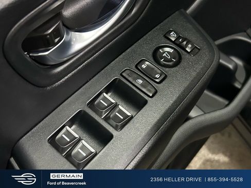 Used 2024 Honda Pilot Elite image 17