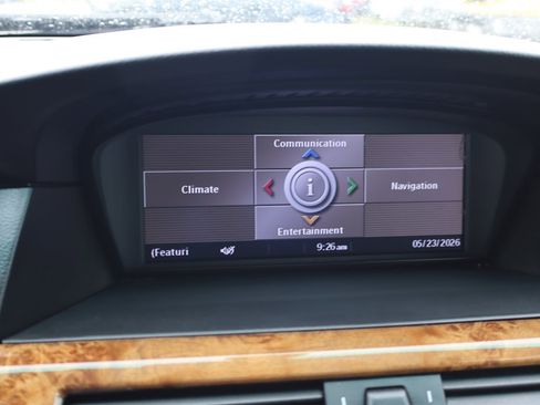 Used 2009 BMW 528i xDrive Sedan AWD/4WD image 23
