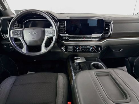 Used 2022 Chevrolet Silverado 1500 RST AWD/4WD image 22