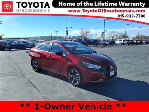 Used 2024 Nissan Versa SR w/ Trunk Package image 5