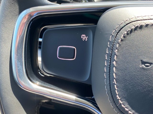 New 2027 Lincoln Navigator Reserve AWD/4WD image 16