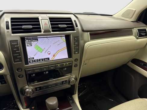 Used 2015 Lexus GX 460 Luxury AWD/4WD image 24