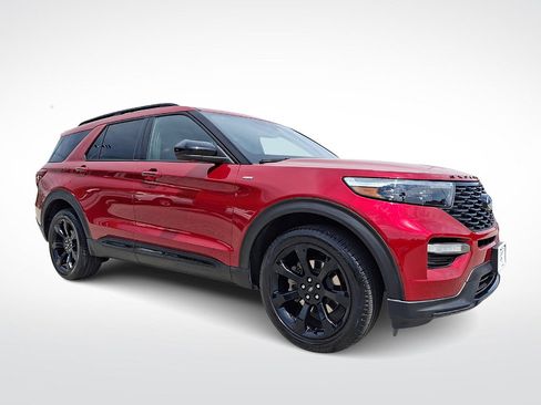 Used 2023 Ford Explorer ST-Line w/ Class IV Trailer Tow Package AWD/4WD image 1