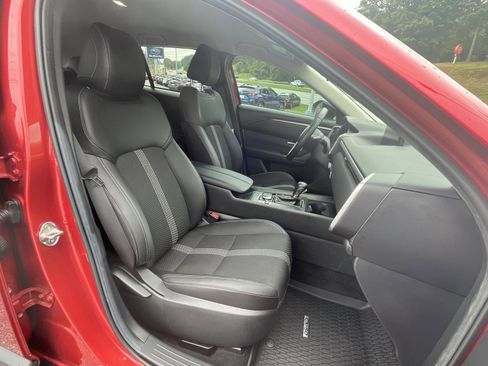 Used 2025 MAZDA CX-50 AWD 2.5 S w/ Weather Package image 28