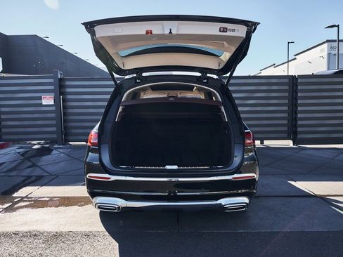 Used 2026 Mercedes-Benz Maybach GLS 600 4MATIC image 16