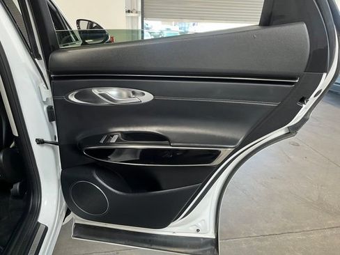 Used 2025 Genesis GV70 2.5T AWD/4WD image 16