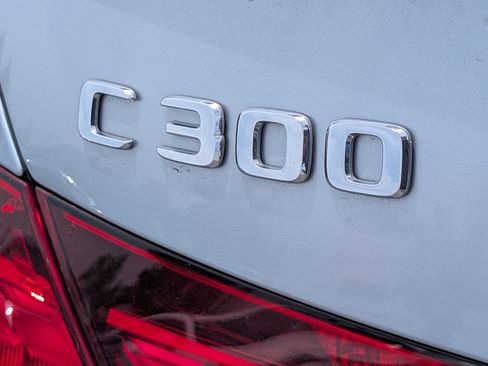 Used 2023 Mercedes-Benz C 300 4MATIC Sedan image 9