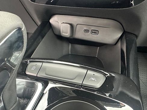 New 2025 Chevrolet Trax LT w/ Driver Confidence Package image 20